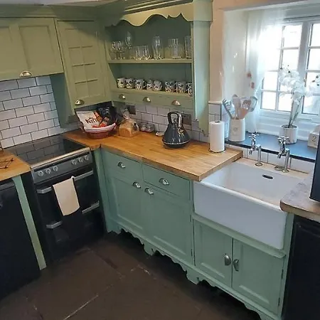 別荘 Puzzle Cottage, Quirky Dales For 2 *