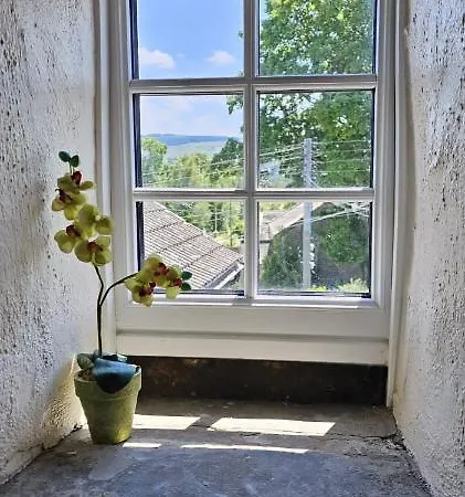 Puzzle Cottage, Quirky Dales For 2 * Spennithorne